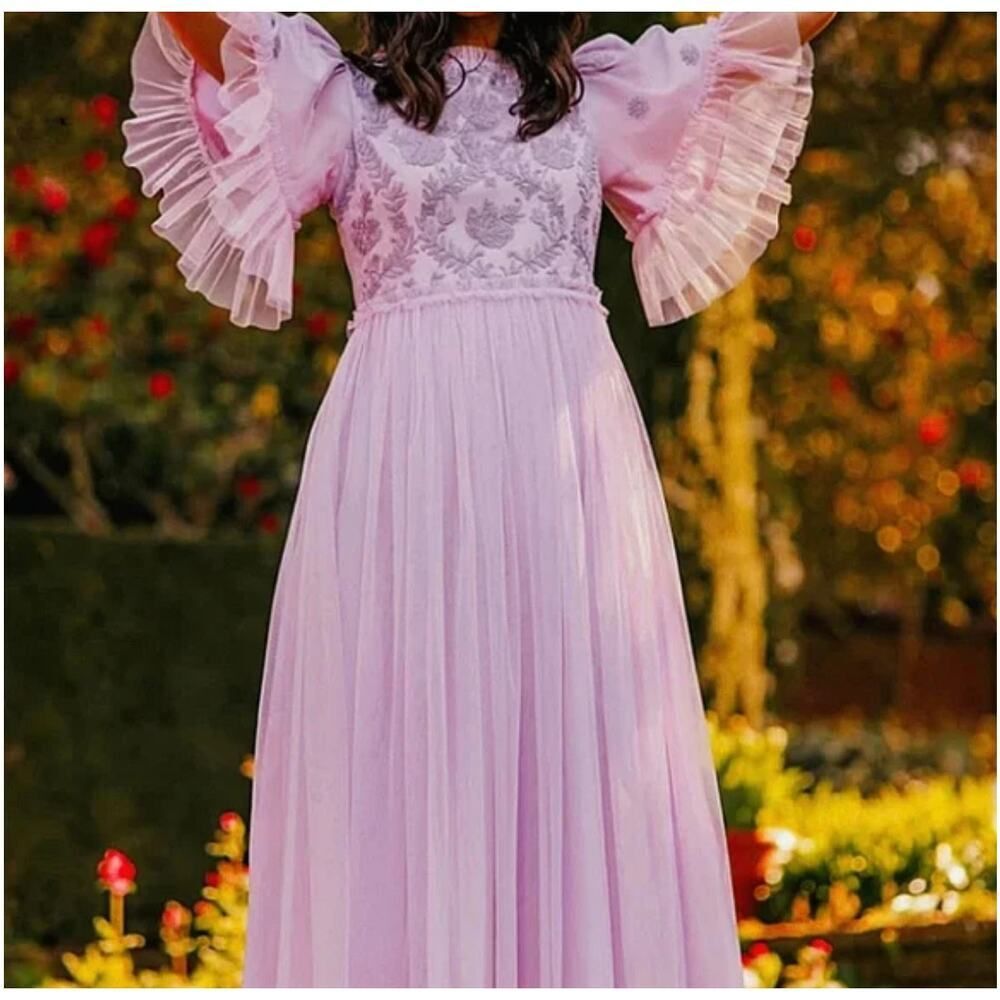 Elegant Pink Lace & Chiffon Maxi Dress